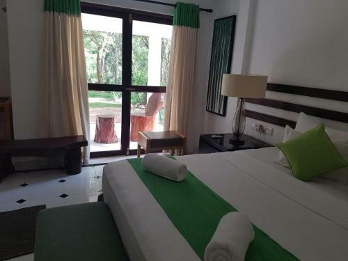 Hotel Eighth Wonder Resort