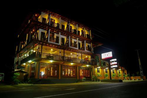 Hotel Seafood Restaurant And Motel