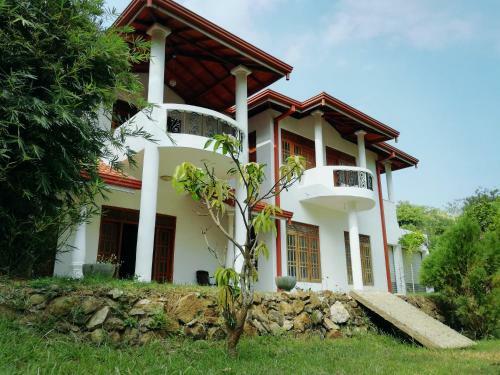 Hostal Golden Beach Resort