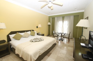 Los Itzaes Hotel