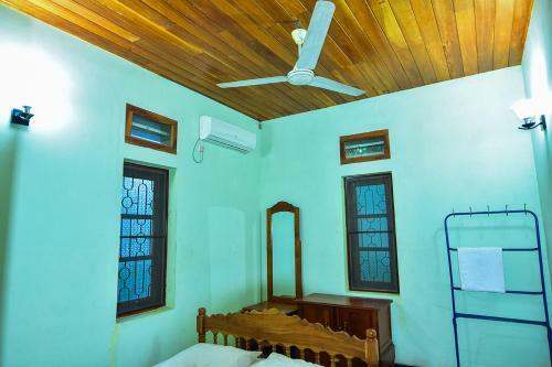 Deniyawatta Bungalow