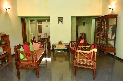 Deniyawatta Bungalow