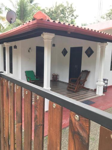 Villa 121