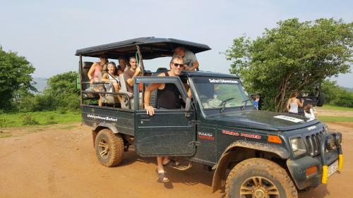 Hotel Yonan River Face Safari Resort
