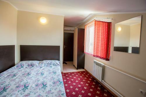 Hostal Guest House Yana