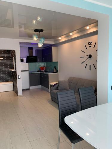 Apartments On Lenina 219a/2