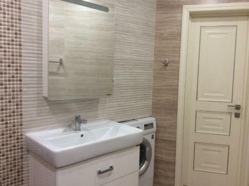 Elegant Apartment On Tyulpanov