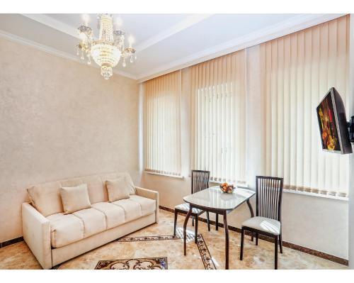 Apart-hotel Lenina 57