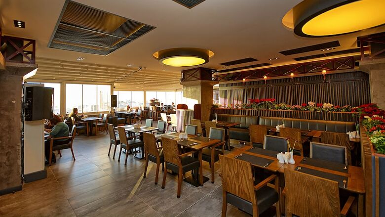 Samir Deluxe Hotel