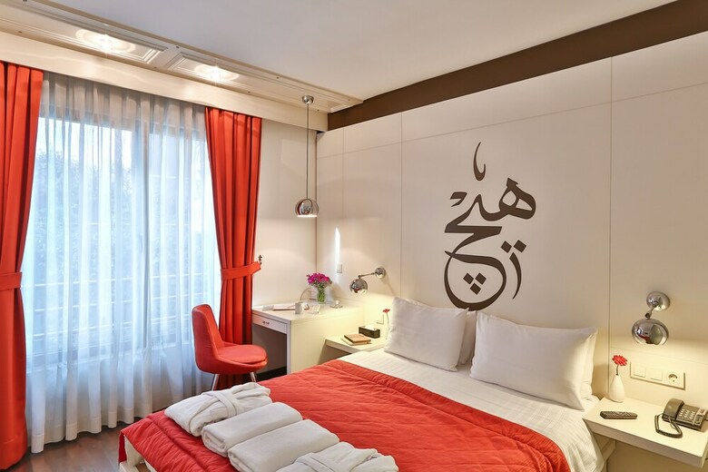 Senatus Hotel