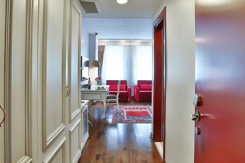 Senatus Hotel
