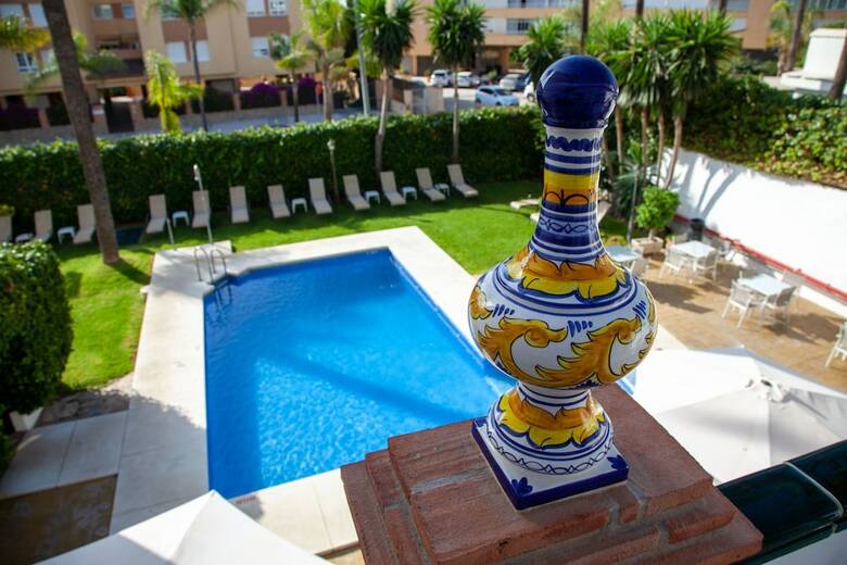 Hotel Arcos De Montemar