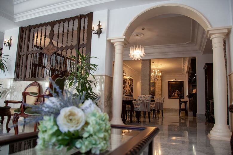 Hotel Arcos De Montemar