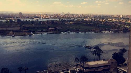 Apartamento Amazing Nile View And Pyramids