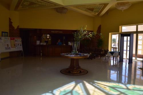 Hotel Mangrove Bay Resort