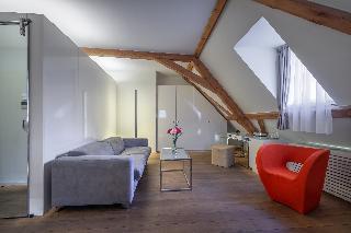 Three Stork's Hotel