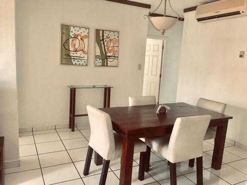 Apartamento Alquiler De Habitaci�n