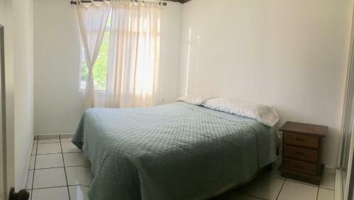 Apartamento Alquiler De Habitaci�n