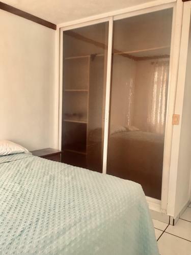 Apartamento Alquiler De Habitaci�n