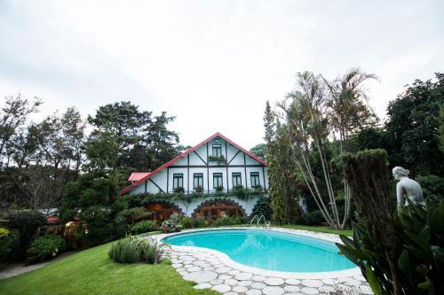 Hotel Caba�a Suiza