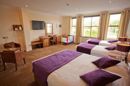 The Lakeside Hotel & Leisure Centre