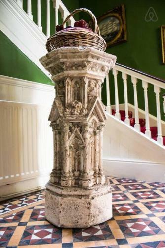 Healthfield Manor
