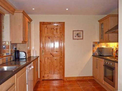 1 Sneem Holiday Village