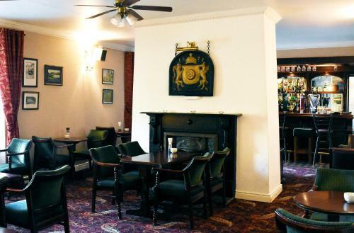 Lodge At Leenane Hotel