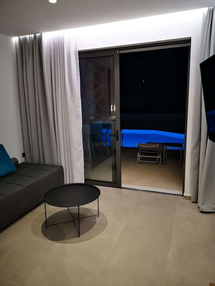 Hotel Zoes