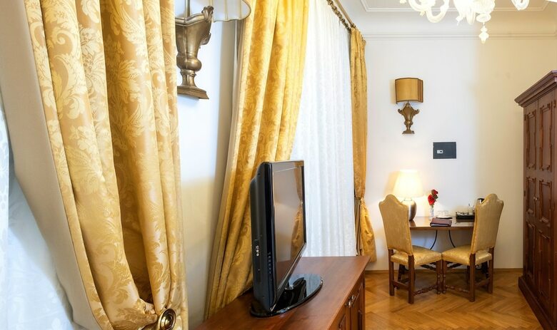 Hotel Charles Bridge Palace