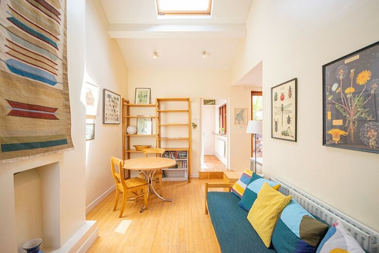 Apartamento 2 Bedroom City Cottage In Pheonix Park