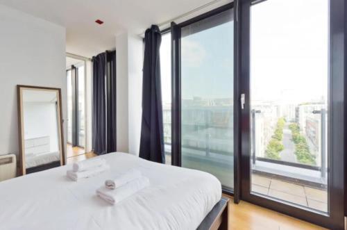 3 Bedroom Apartment In Dublin Docklands