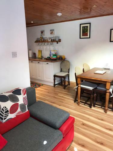 Green Lane Apartment