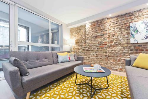 Temple Bar Crown Square Apartments