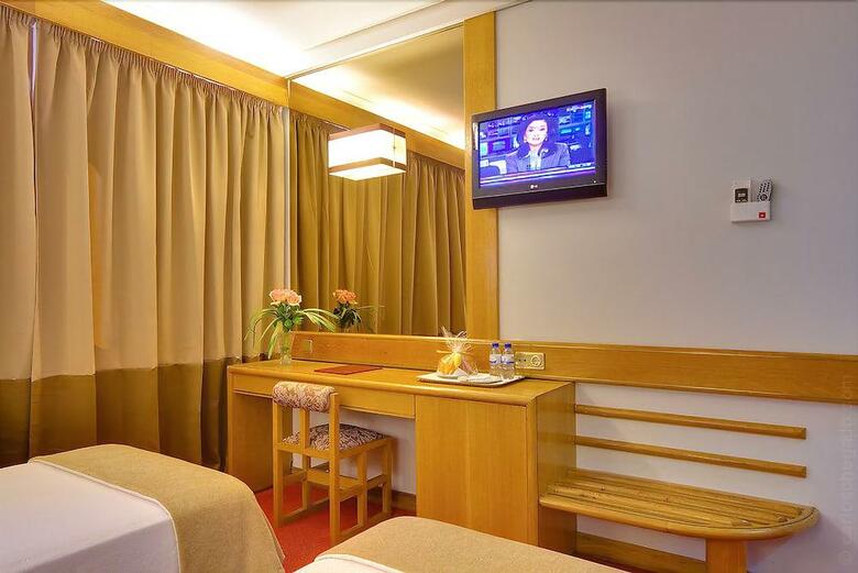 Hotel Alif