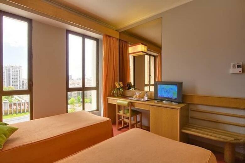 Hotel Alif