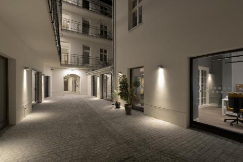 Stradonia Serviced Apartments