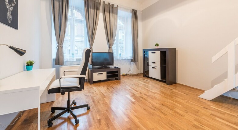 Heaven Eleven Apartments - Old Town