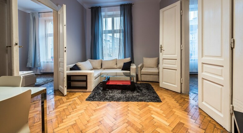 Heaven Eleven Apartments - Old Town