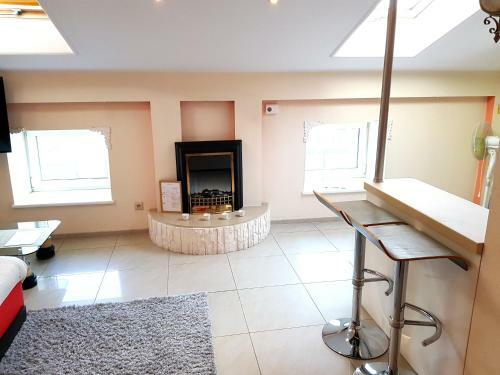 Aurora Apartment