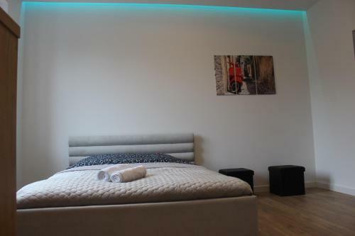 Wola Modern Apartments Black&white