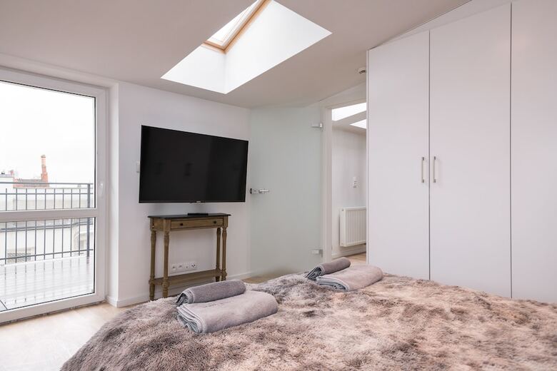 Nook Nook Apartments Dietla 66