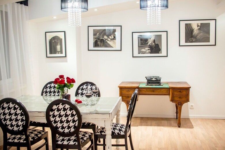 Nook Nook Apartments Dietla 66