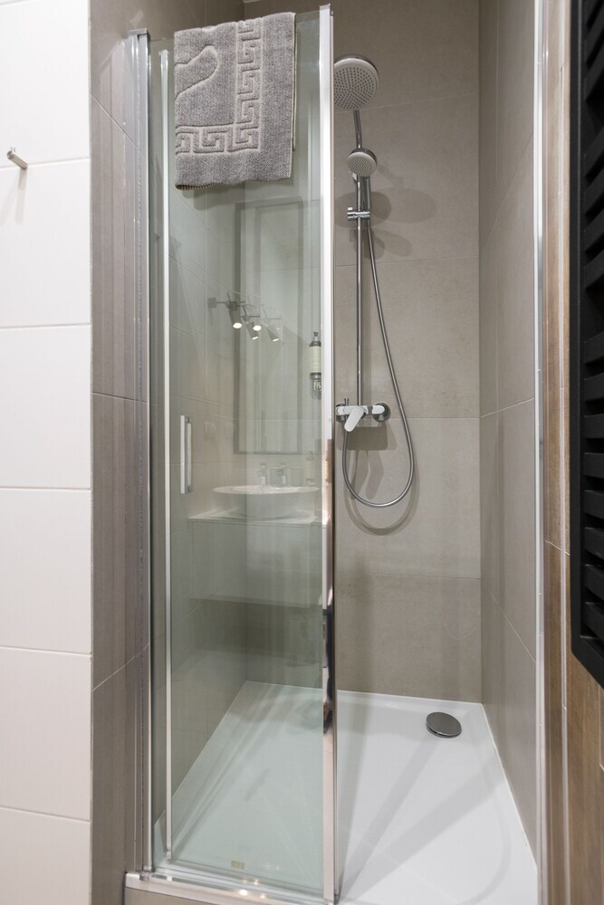 Nook Nook Apartments Dietla 66