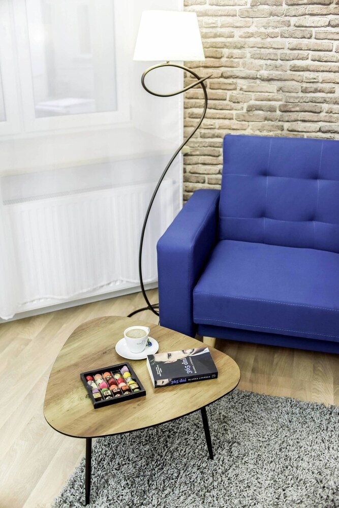 Nook Nook Apartments Dietla 66
