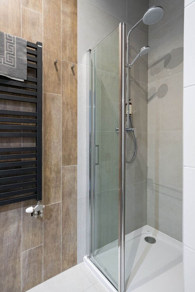 Nook Nook Apartments Dietla 66