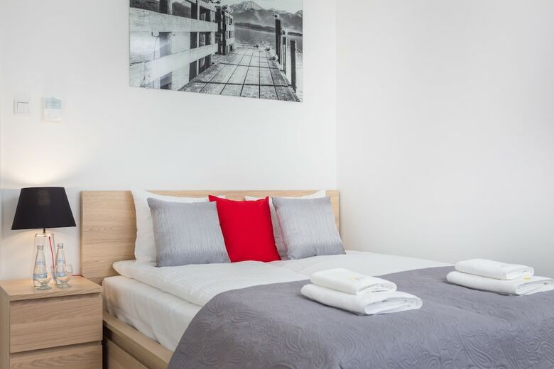 Downtown Apartments By Inpoint