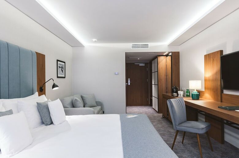 Green Mountain 5* Hotel