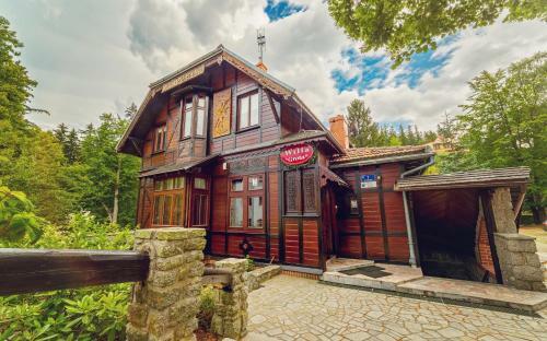 Hostal Apartamenty Everysky Willa Grota
