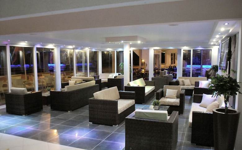 Hotel Flamingo Beach